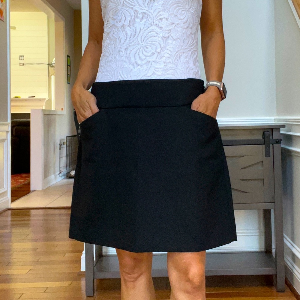 Loft black skirt, size 6